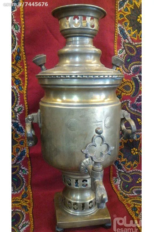 سماور ذغالی برنجی مدل سطلی بینظیر و خاص 6 مهر زنده و عالی روسی ورق ضخیم و سنگین