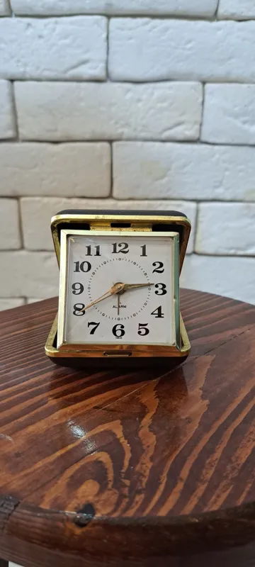 ساعت کوکی آلمانی درحد