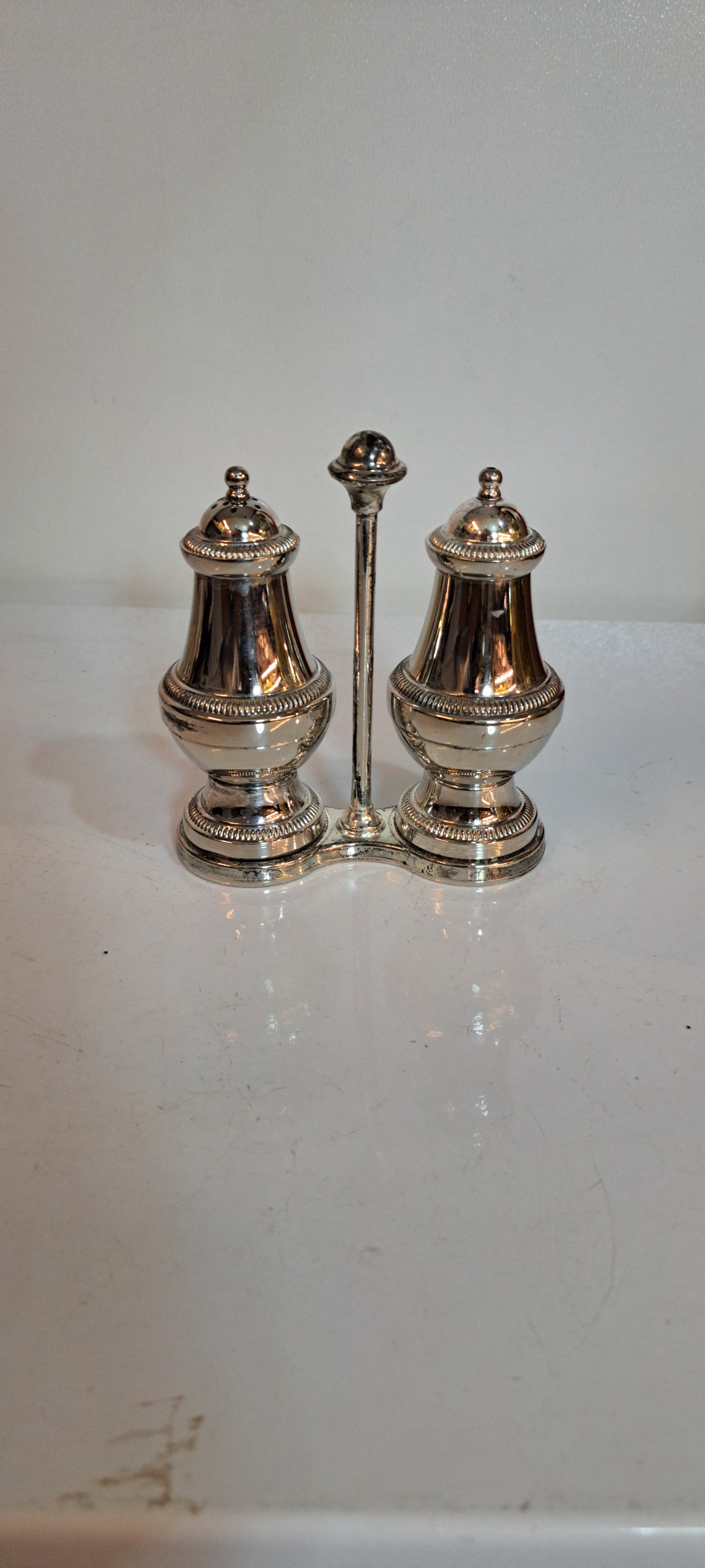 استند نمکدان انگلیسی نوربلین