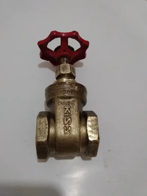 شیر فلکه سه چهارم برنجی