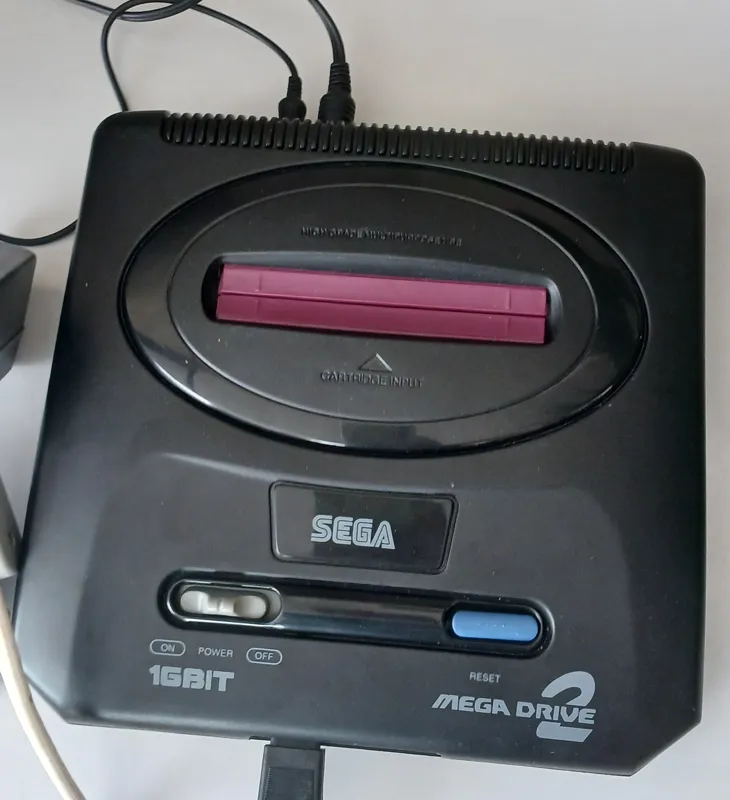 کنسول بازی سگا نو با تمامی لوازم