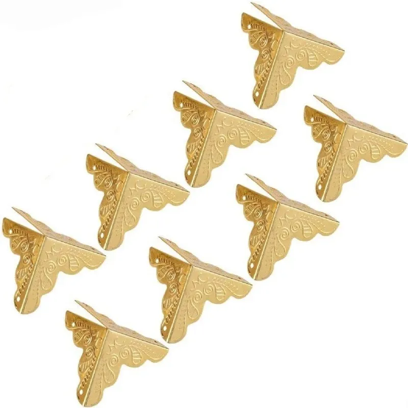 گوشه صندوقچه ( 8 عددی با میخ نصب)