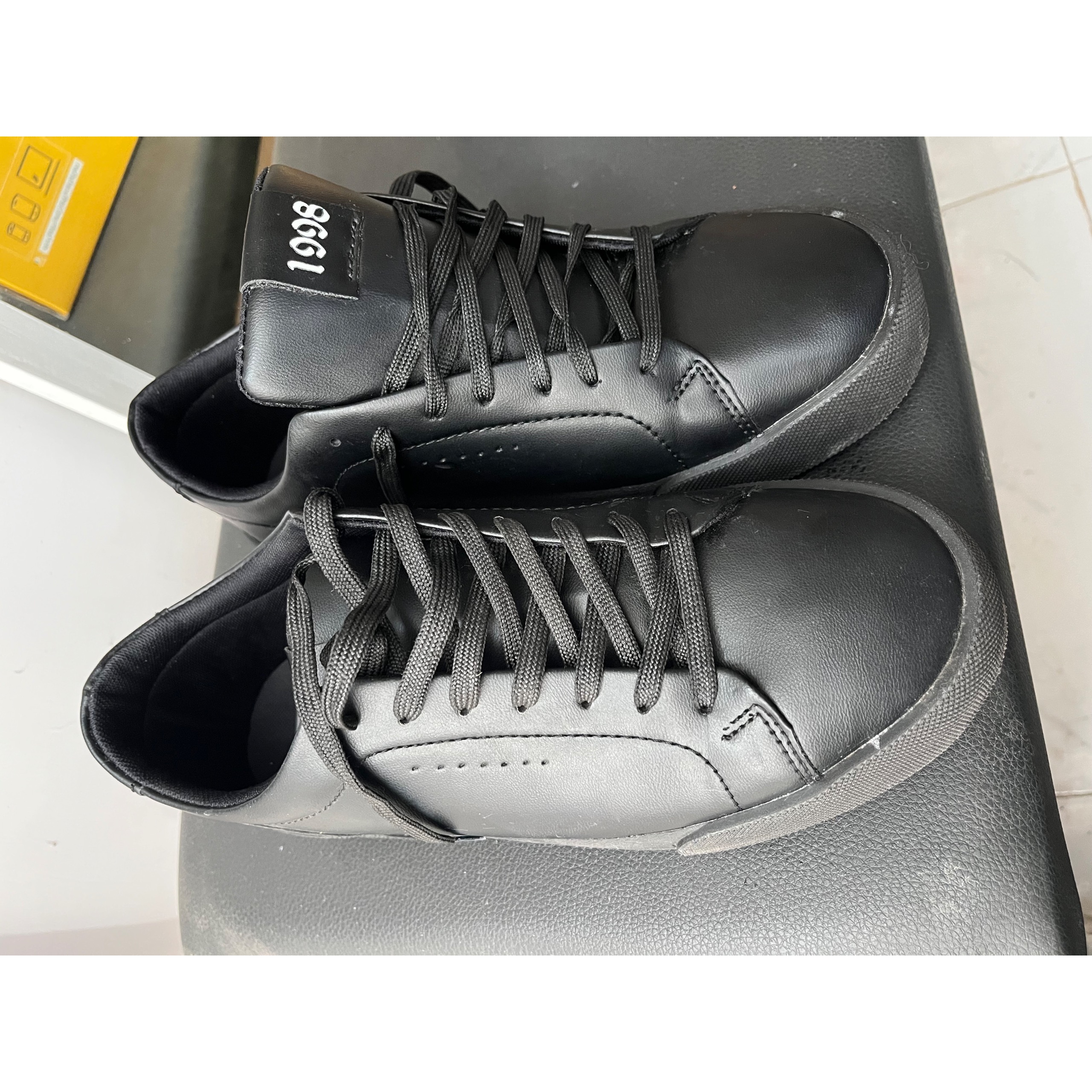 کتانی تخت برشکا 43 / ویتنام