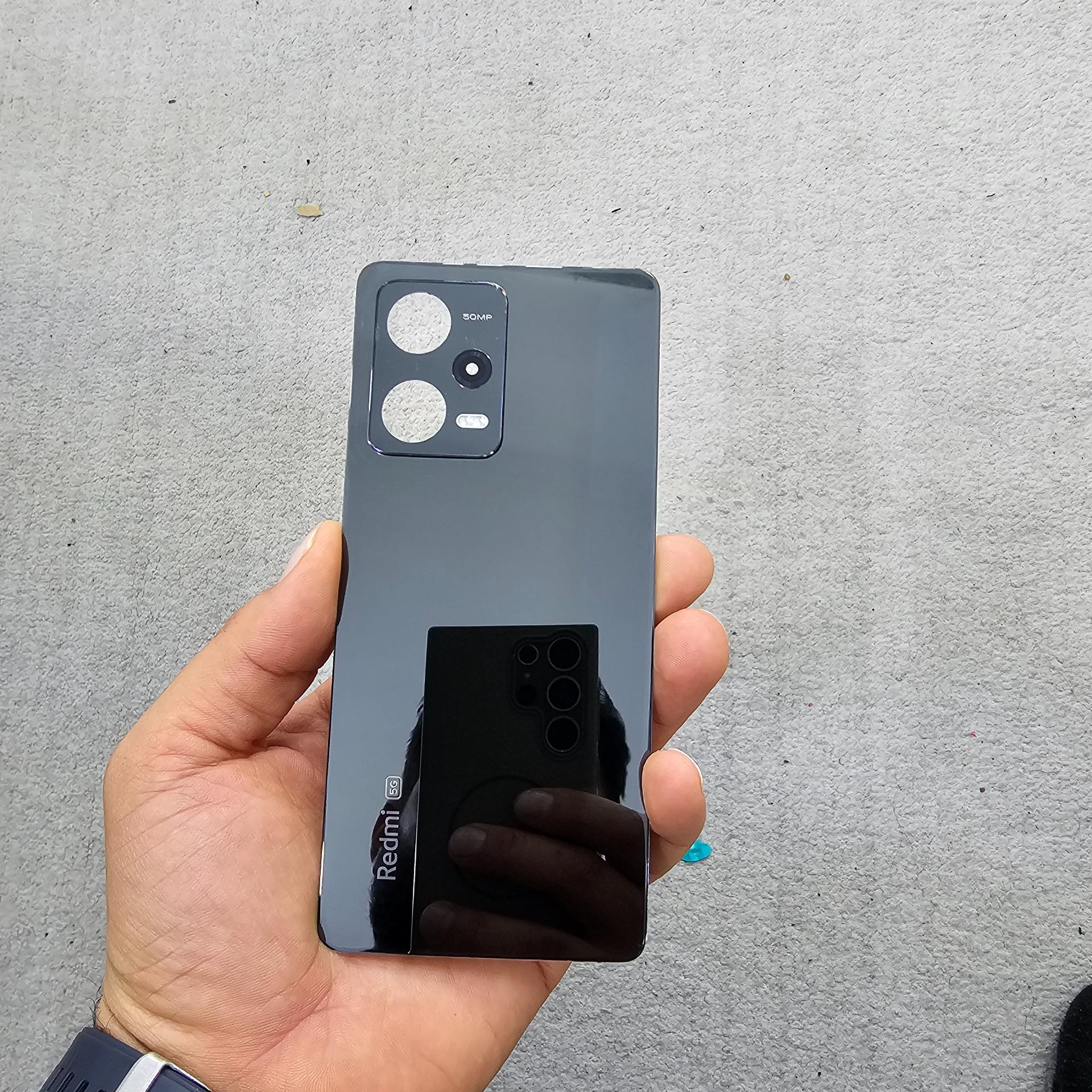 درب پشت فابریکی درحد نو note12 pro 5g