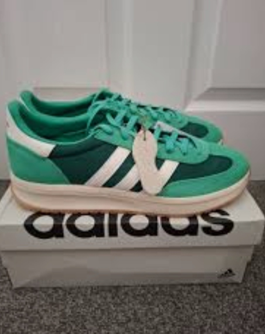 کفش کتانی آدیداس Run70s2.0