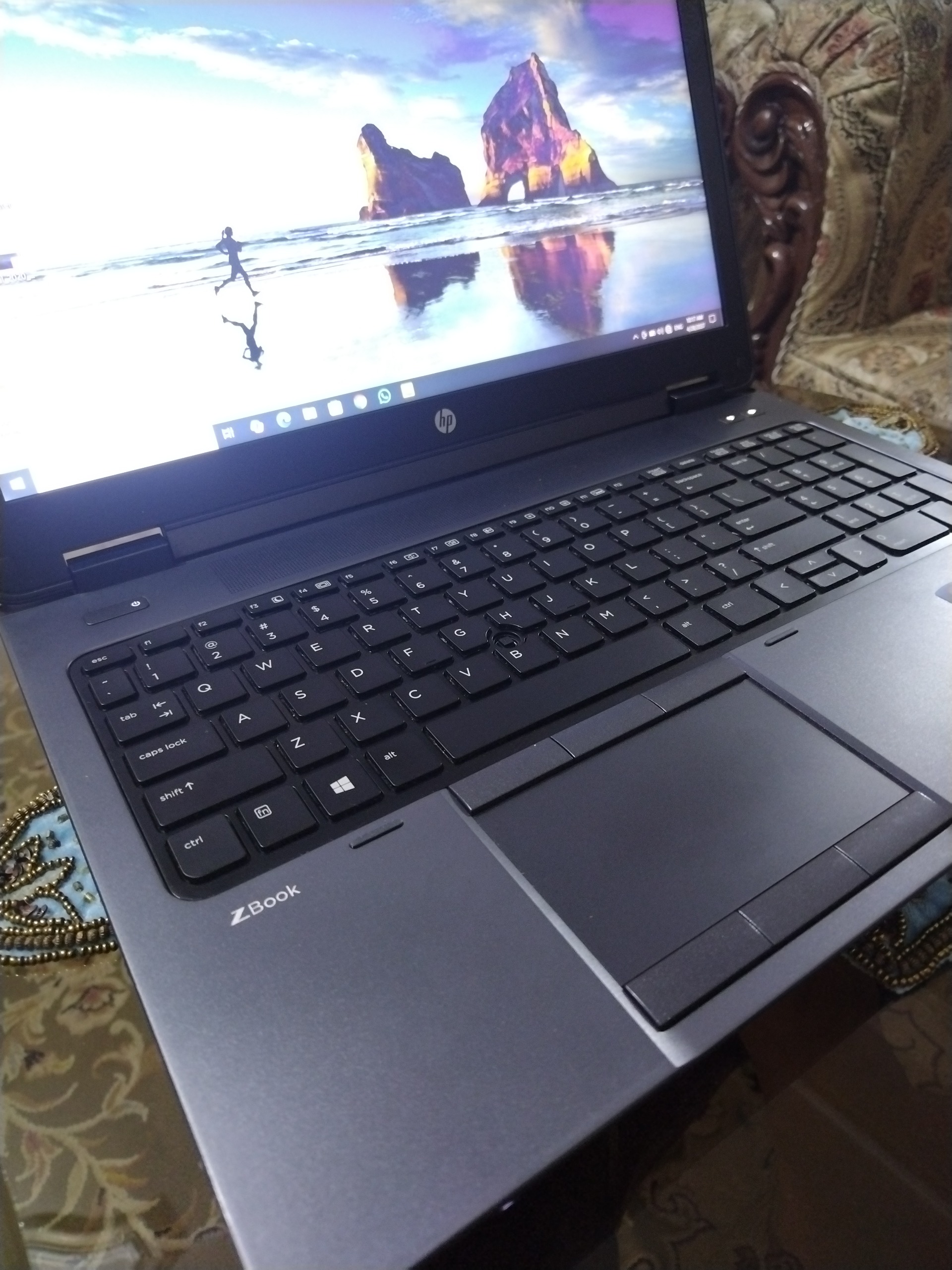 لپ تاپ hp zenbook