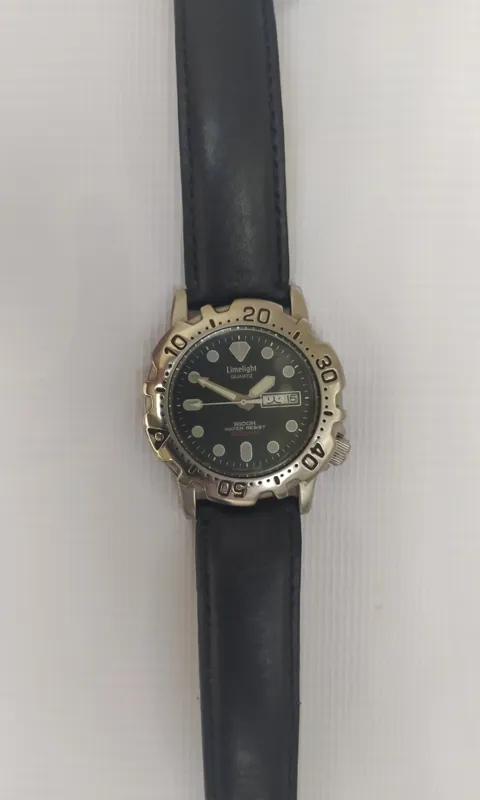 ساعت مچی ریکو