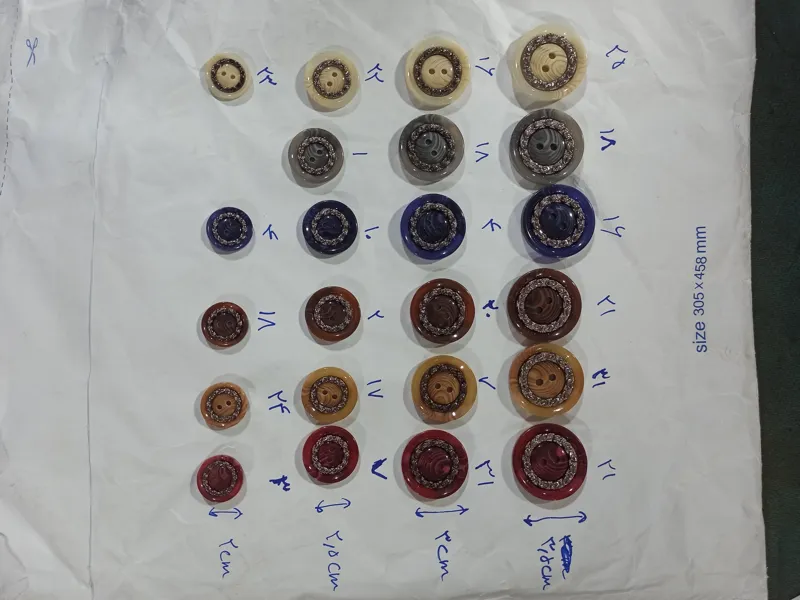 دکمه لباس  نو