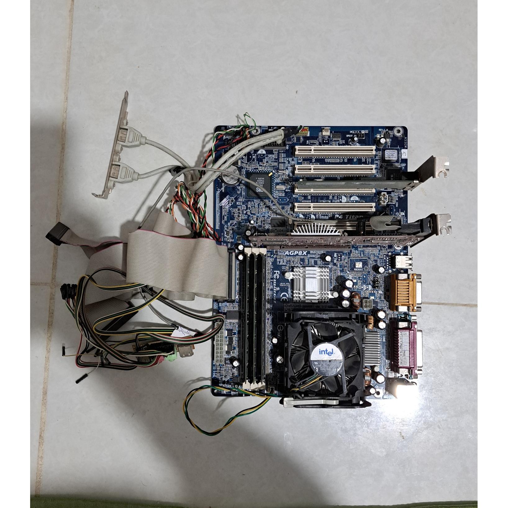 مادر برد کامپیوتر به توضیحات توجه کنید