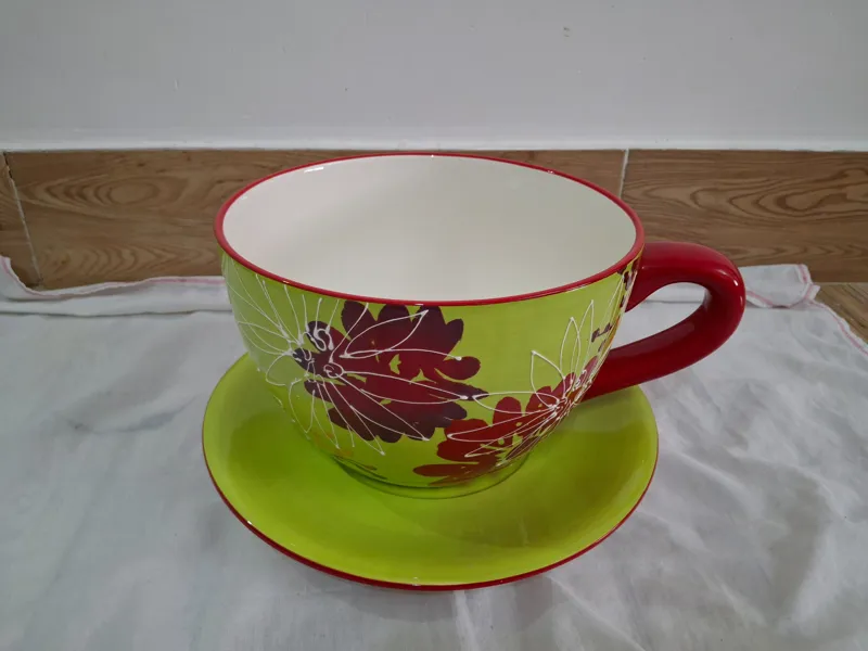 یک عدد فنجان سایز بزرگ دکوری قشنگ