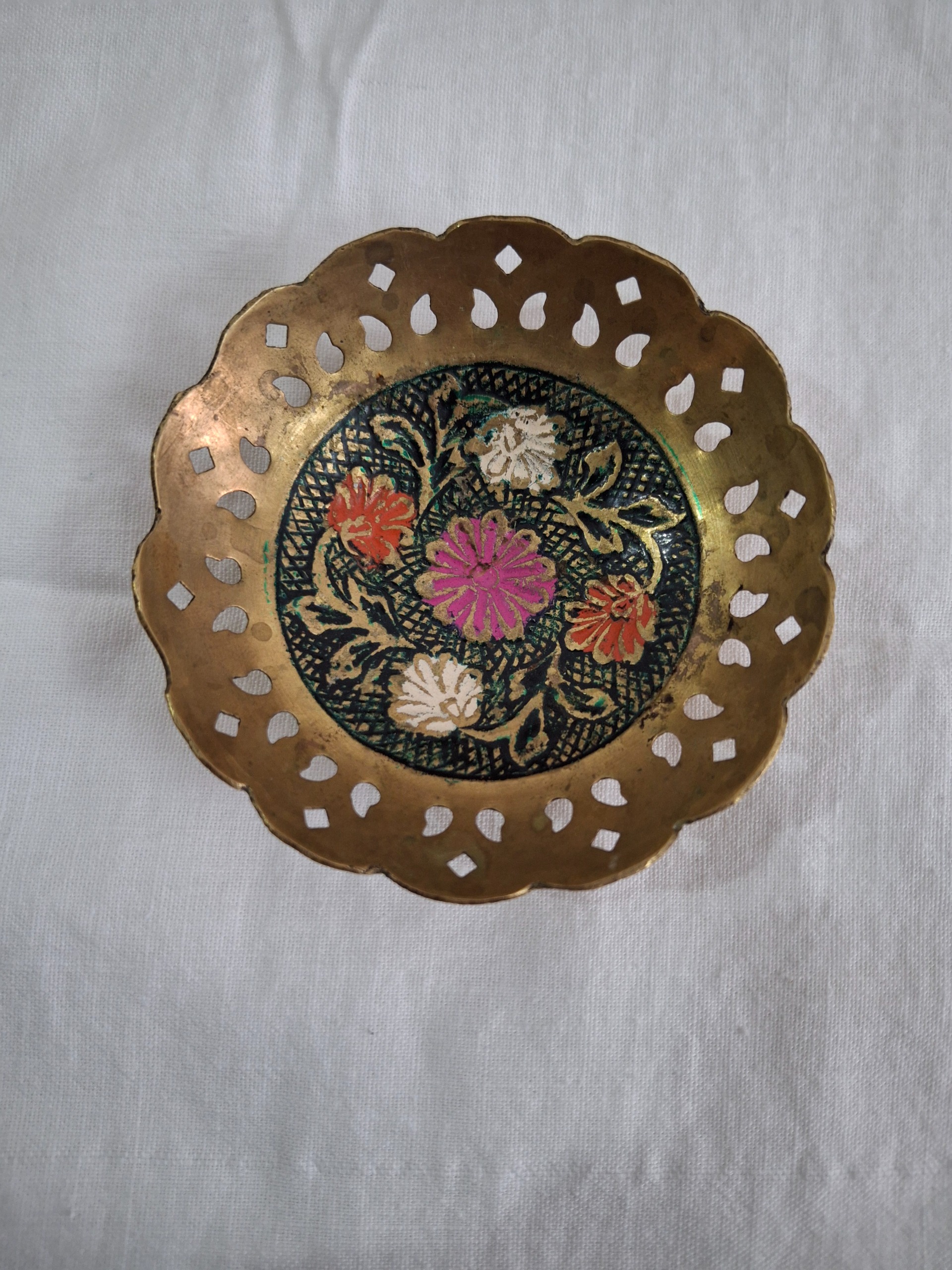 کاسه قدیمی طرح مینا
