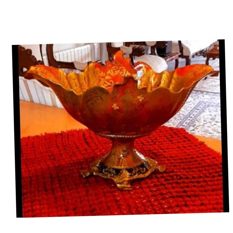 میوه خوری بزرگ زیر خاکی