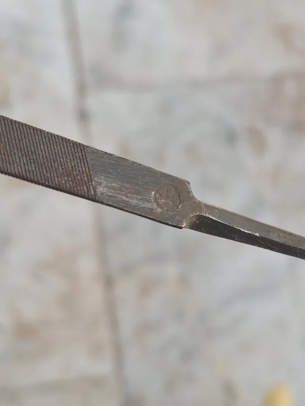 سوهان سه گوش قدیمی