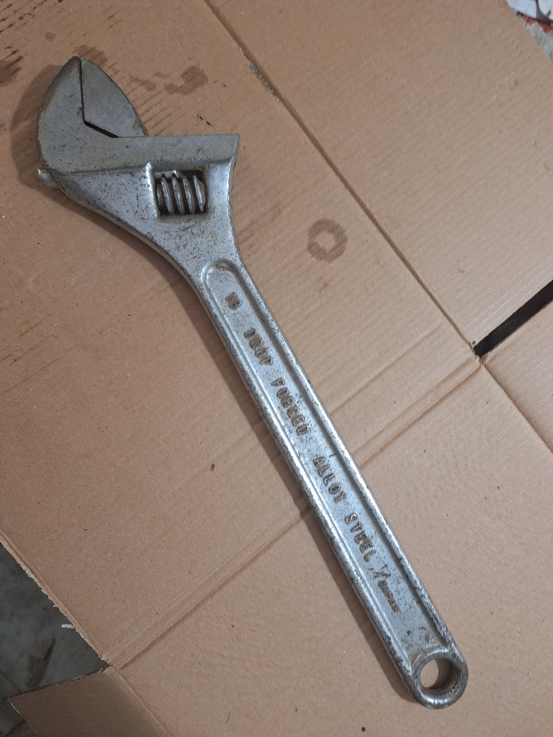 آچار فرانسه قدیمی 18 ژاپنی لابستر