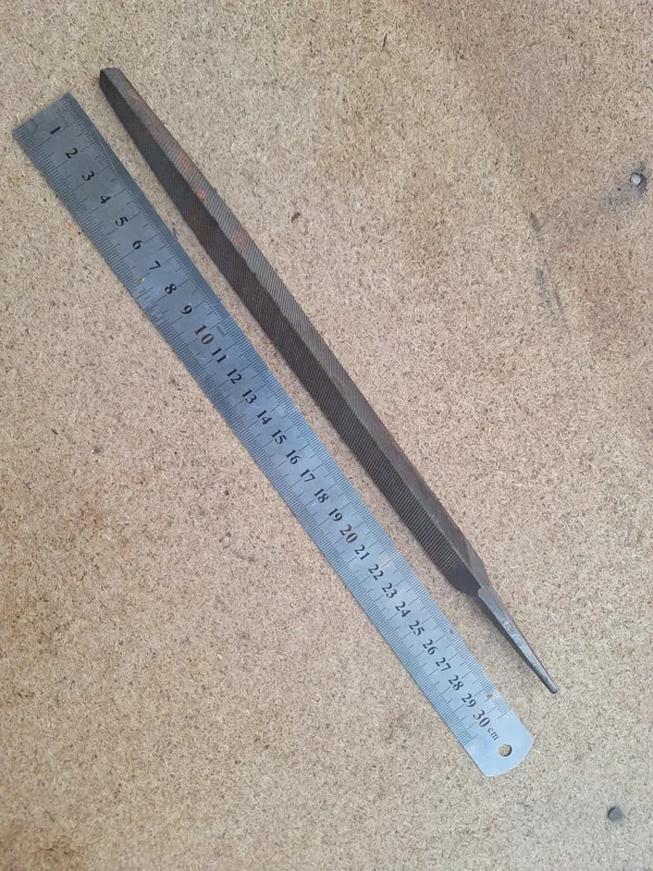 سوهان سه گوش قدیمی