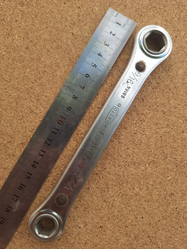 آچار دوسر جغجغه آمریکایی قدیمی