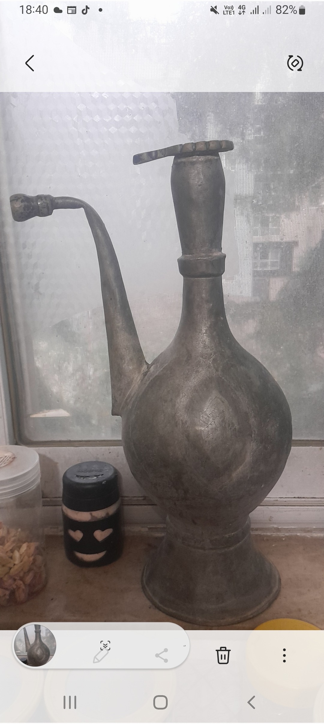 ابریق مسی کهنه