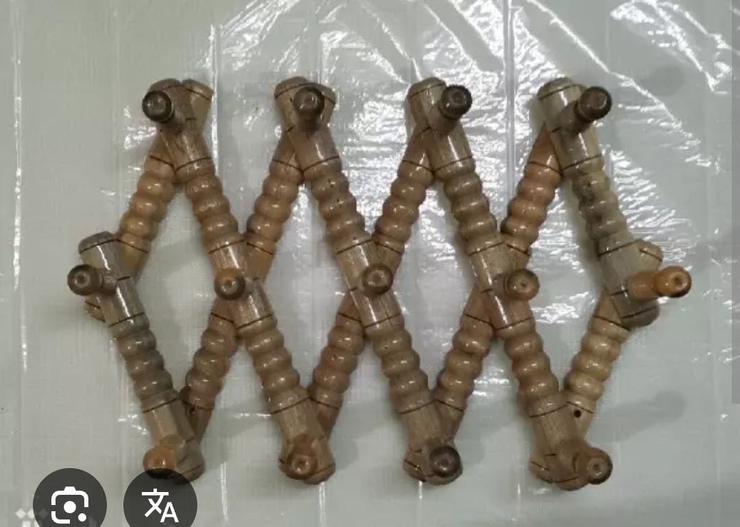جالباسی چوبی دیواری