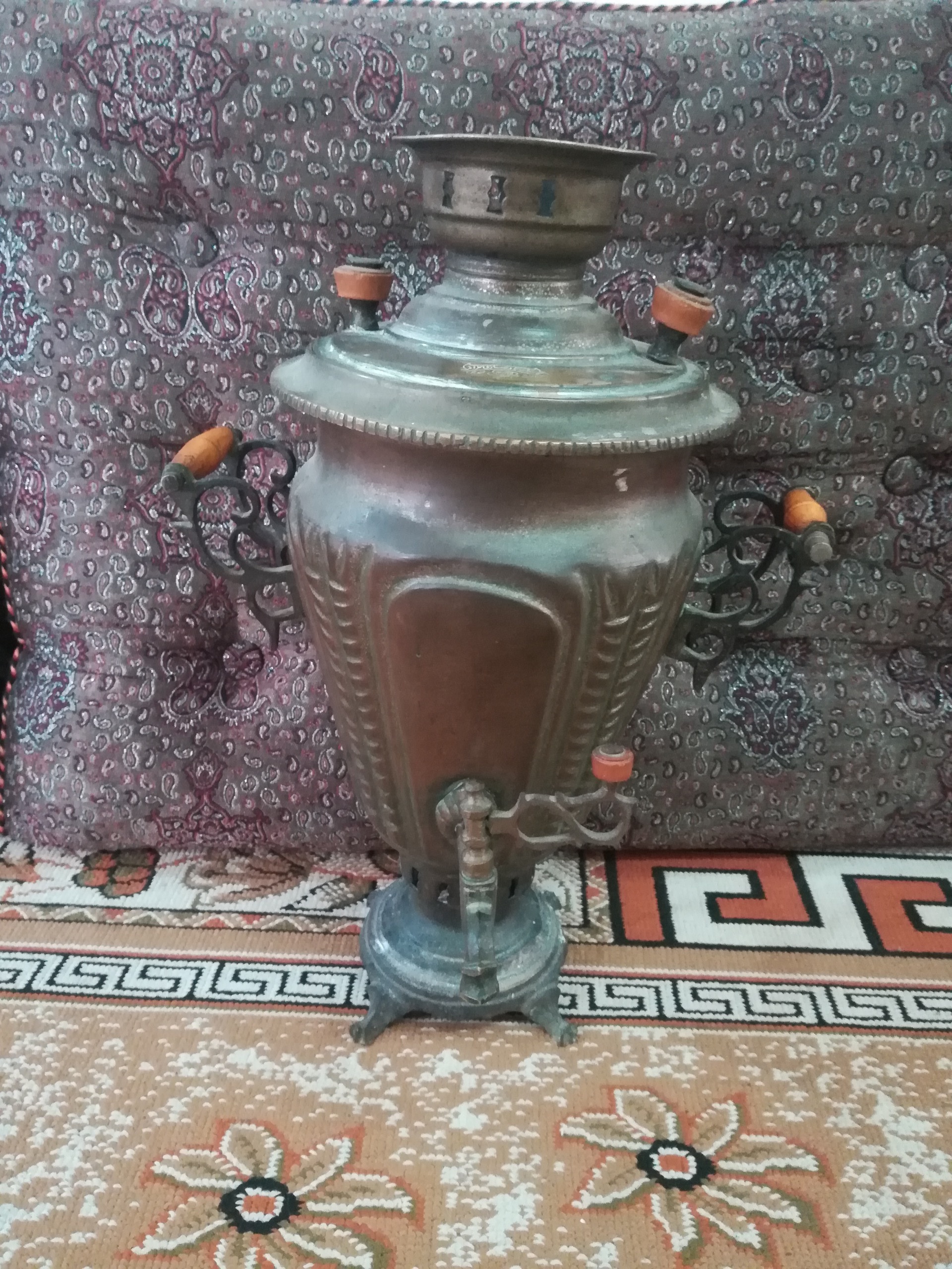 سماور زغالی برنجی بیش از 100 سال