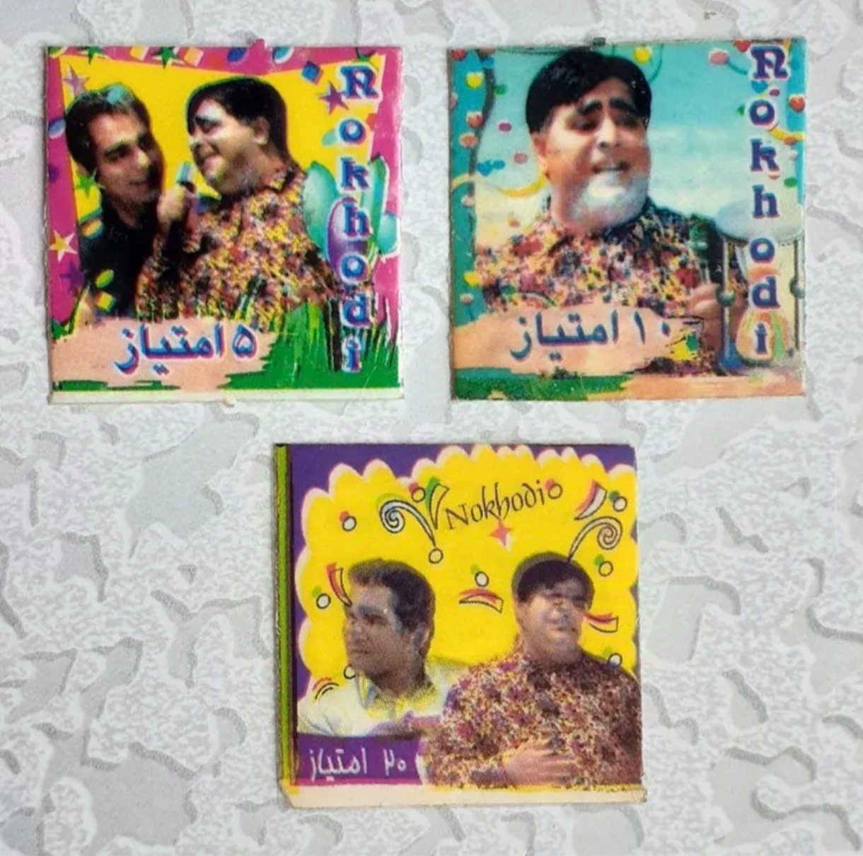 عکس برچسب کمیاب پفک نخودی نمکی (طنز نقطه چین)3عدد