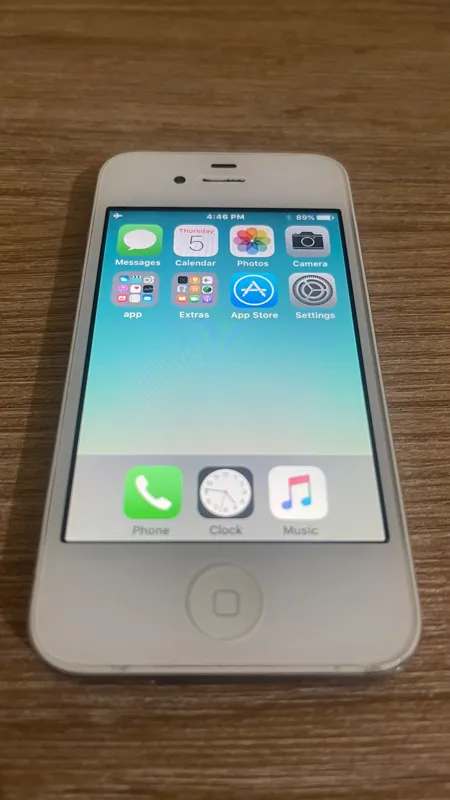 apple iphone 4s