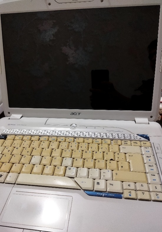 لپ تاپ Acer Aspire 5920 تمیز در حد نو