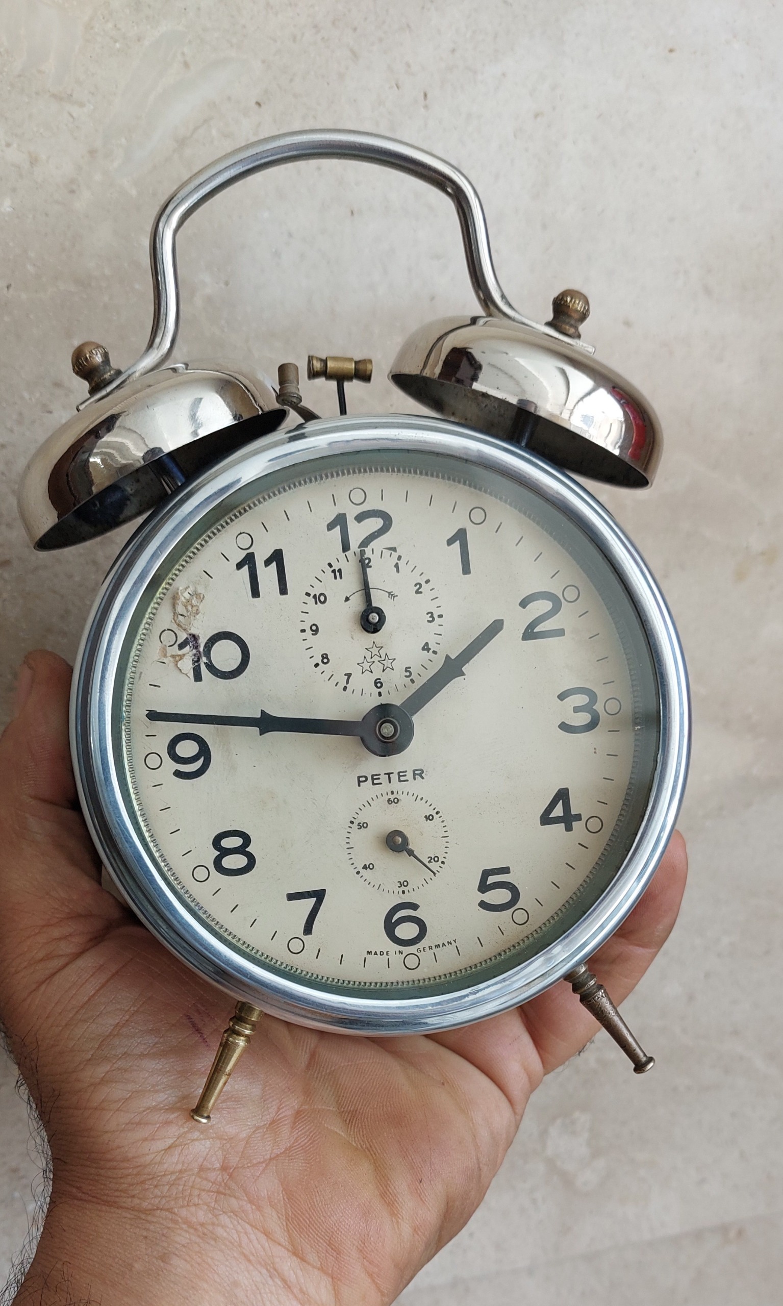 ساعت پیتر خیلی قدیمی