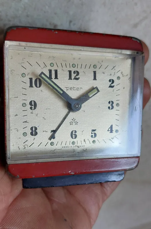 ساعت کوکی پیتر قدیمی