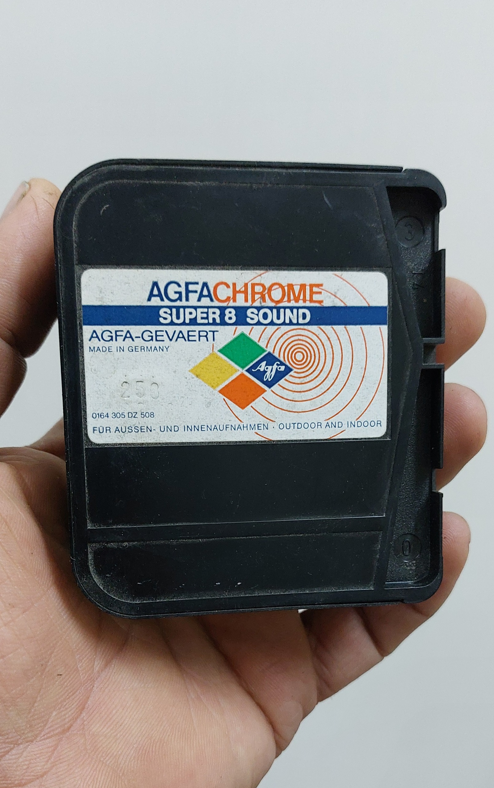 فیلم دوربین فیلم برداری قدیمی آگفا