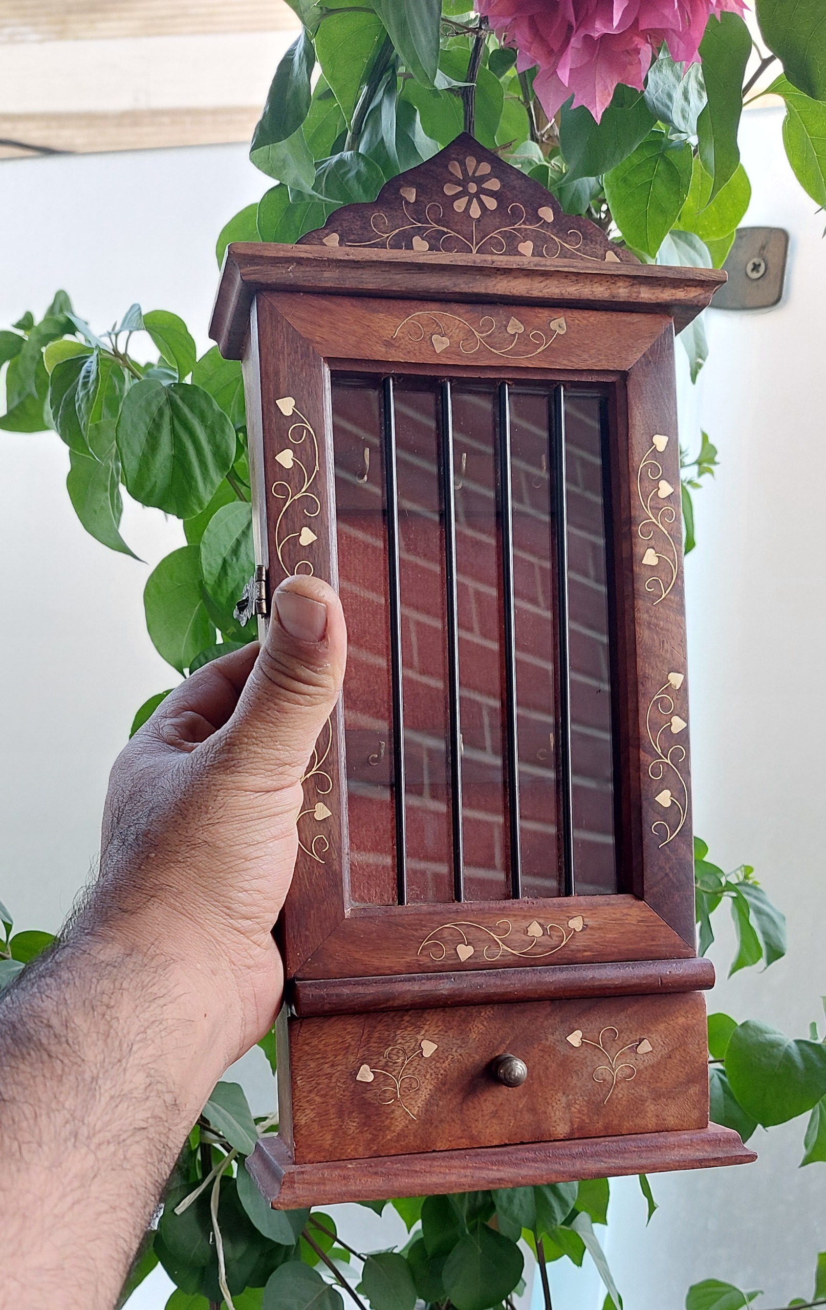 جا کلیدی قدیمی چوبی دستساز