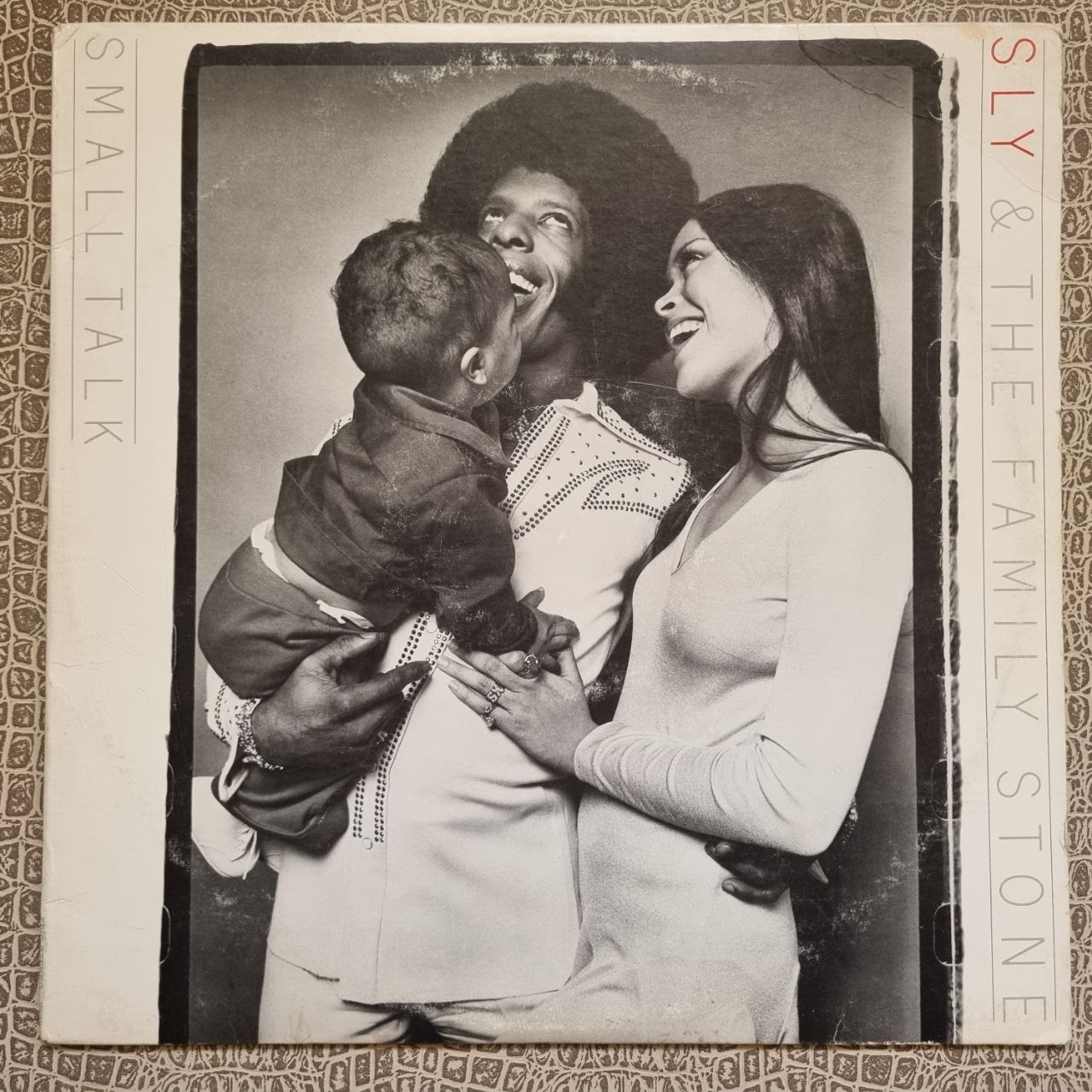 صفحه 33دور Sly The Family Stone