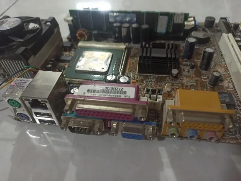 باندل مادربرد قدیمی و کمیاب ASUS TUSI-M(کد 12 )