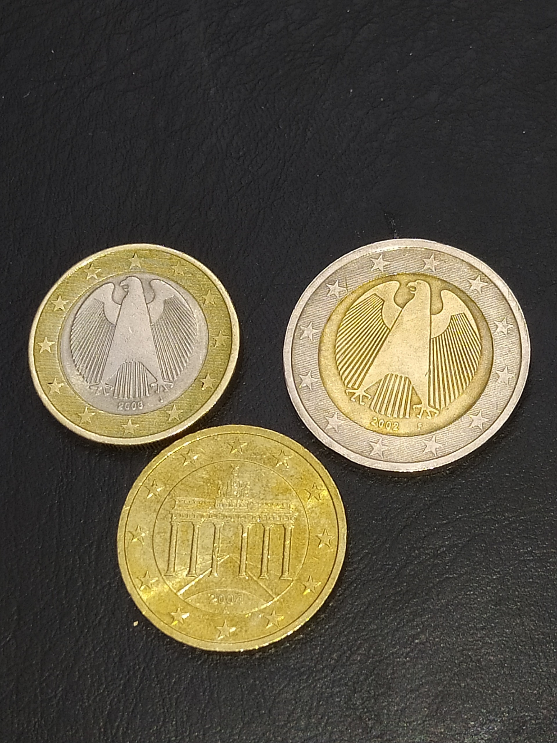 ست سه سکه دو و یک و نیم یورویی(توضیحات)
