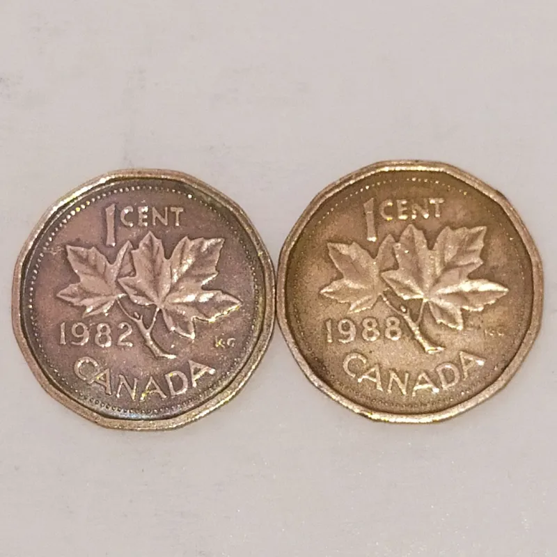 2سکه چندوجهی کمیاب یک سنتی 1982و 1988 کانادا
