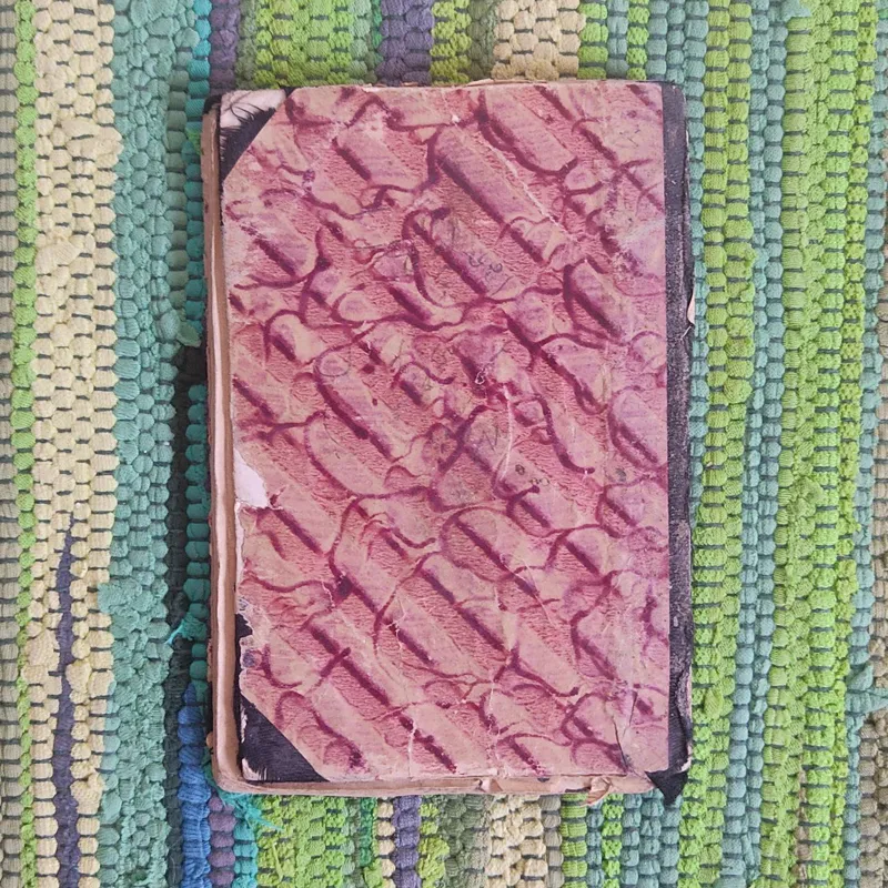 کتاب درسی بسیار قدیمی صد ساله