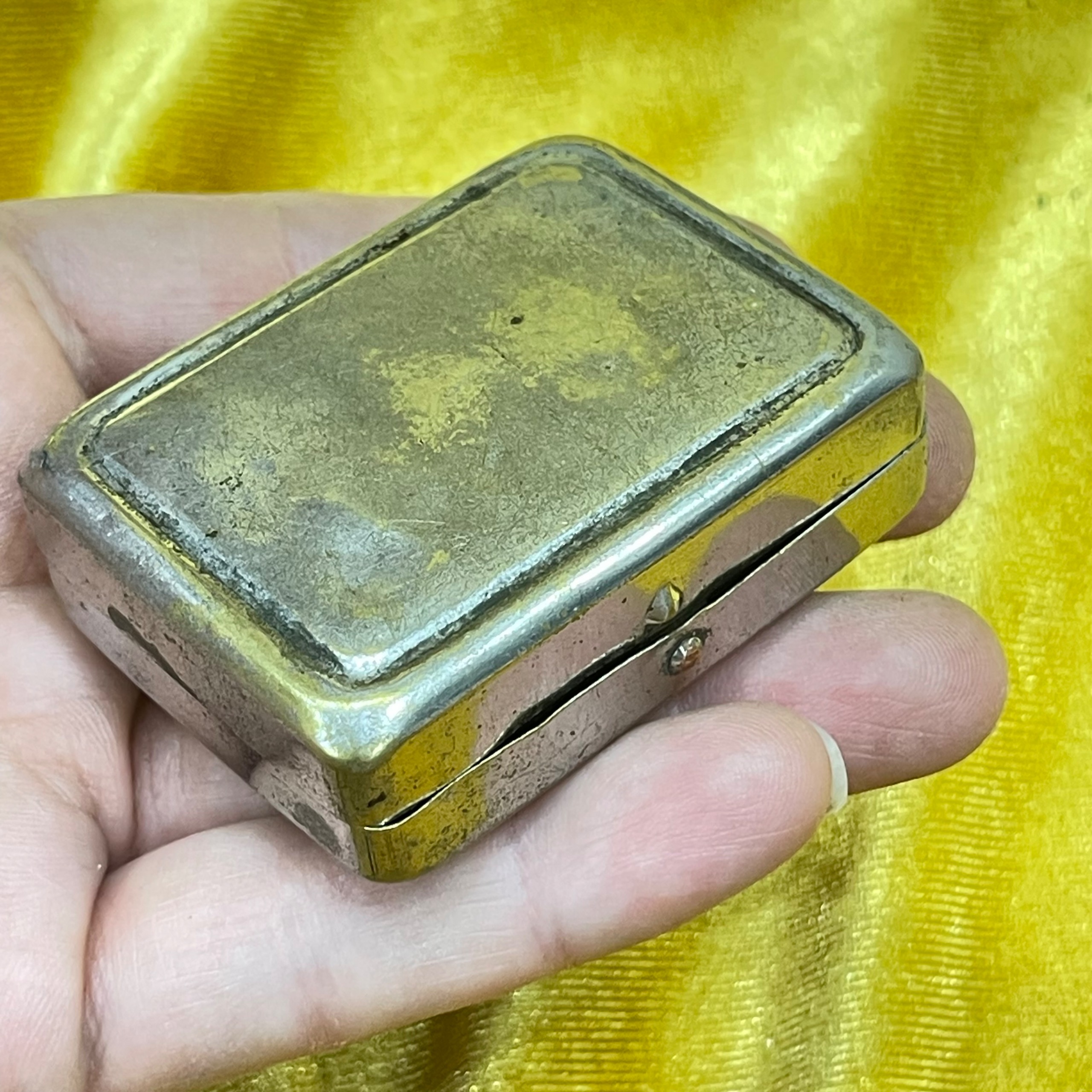 جعبه برنجی کوچک قاجاری