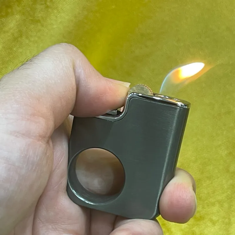 فندک انگشت گردان استیل