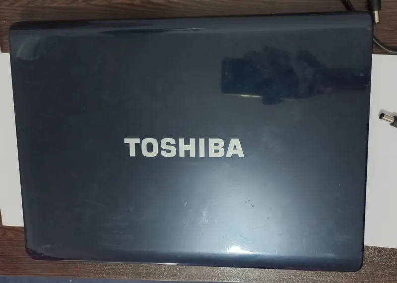 قاب A لپ تاپ Toshiba Satellite L305D-S5934