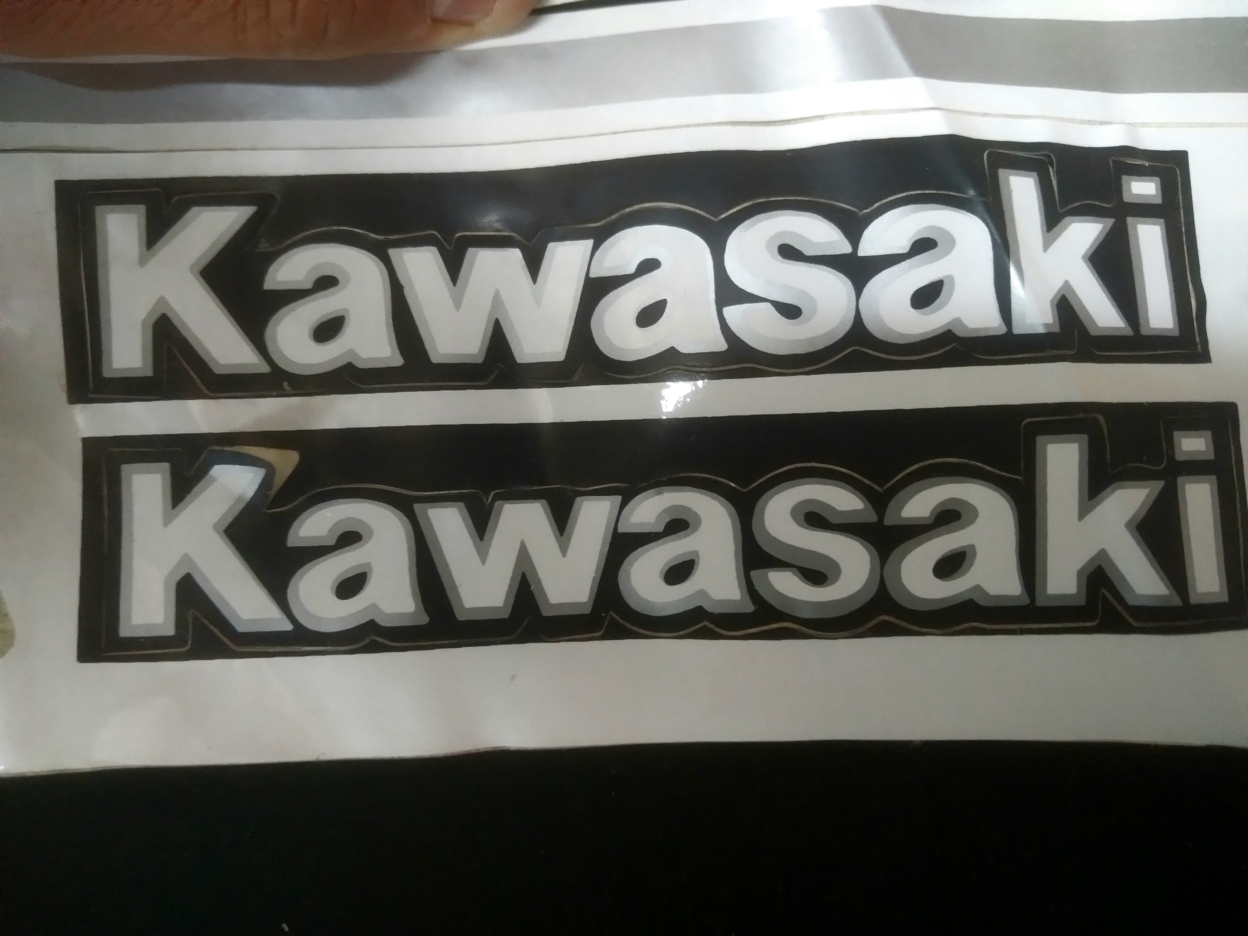 لیبل موتورسیکلت کاواساکی مدل 100