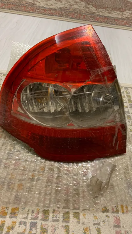 چراغ خطر تیبا سمت چپ (راننده) کامل