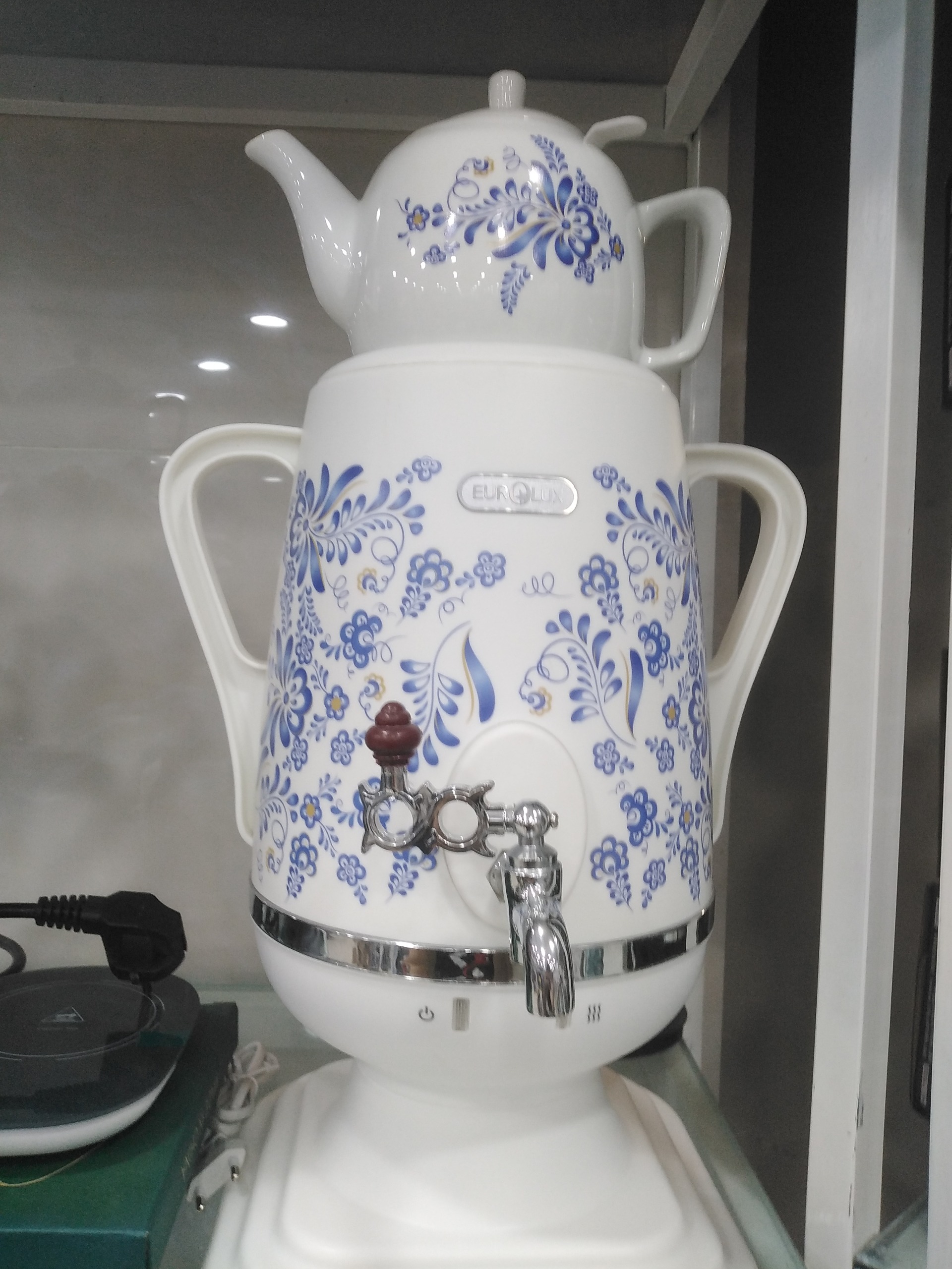 سماور برقی یرو لوکس المان