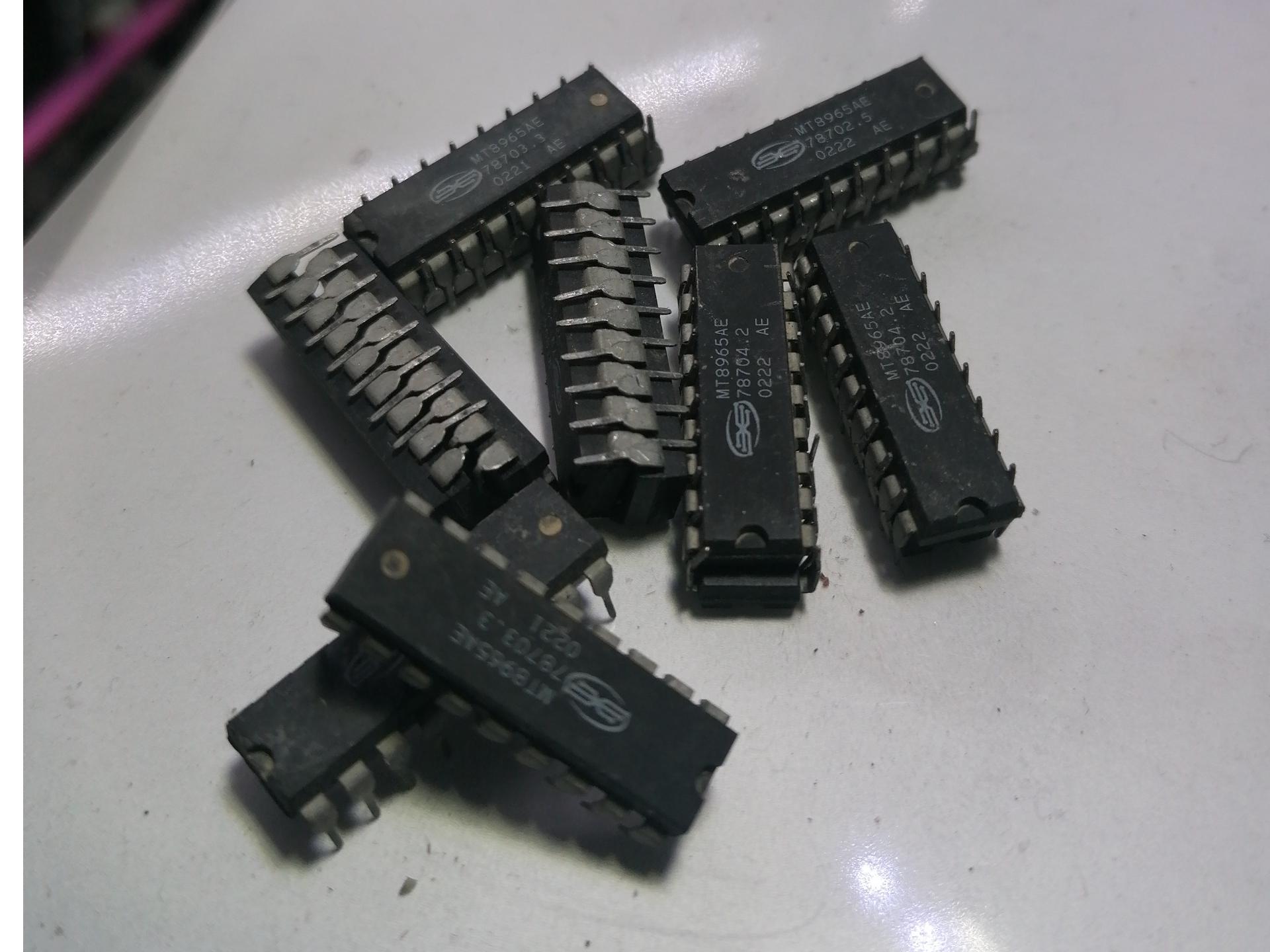 MT8965AE 18پایه. دیپ