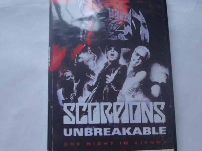 آلبوم کنسرت هوی متال Scorpions Unbreakable
