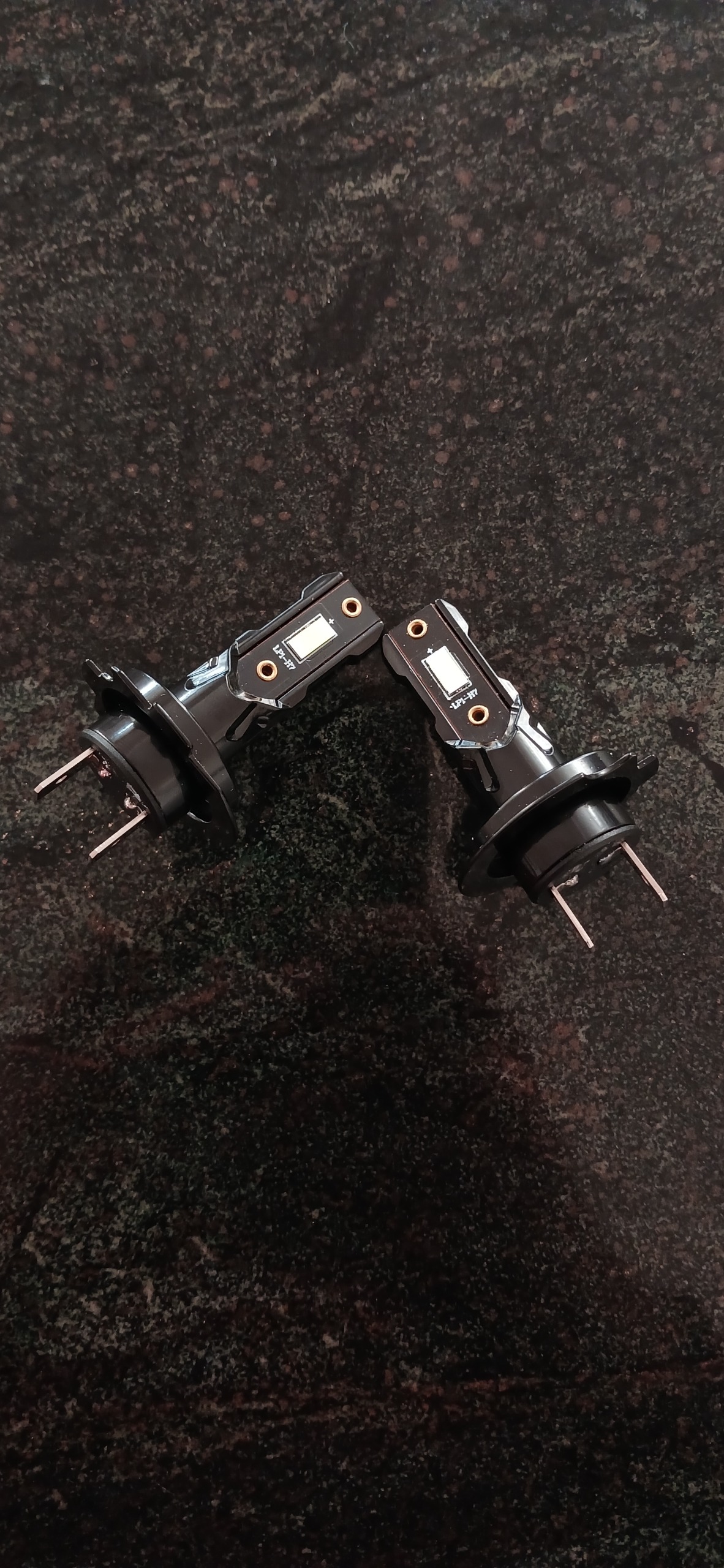 هدلایت خودرو h7