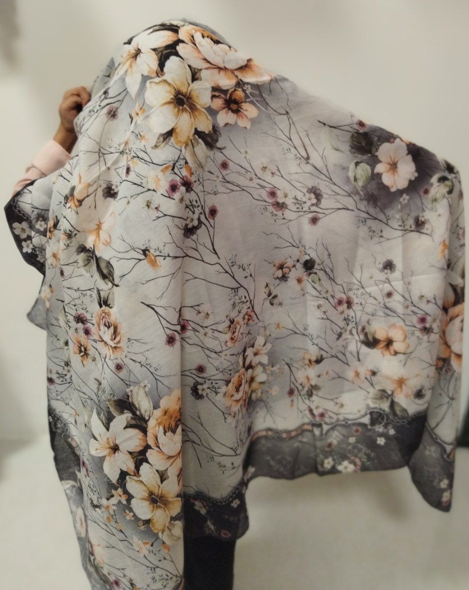 روسری نخی گلدار زنانه