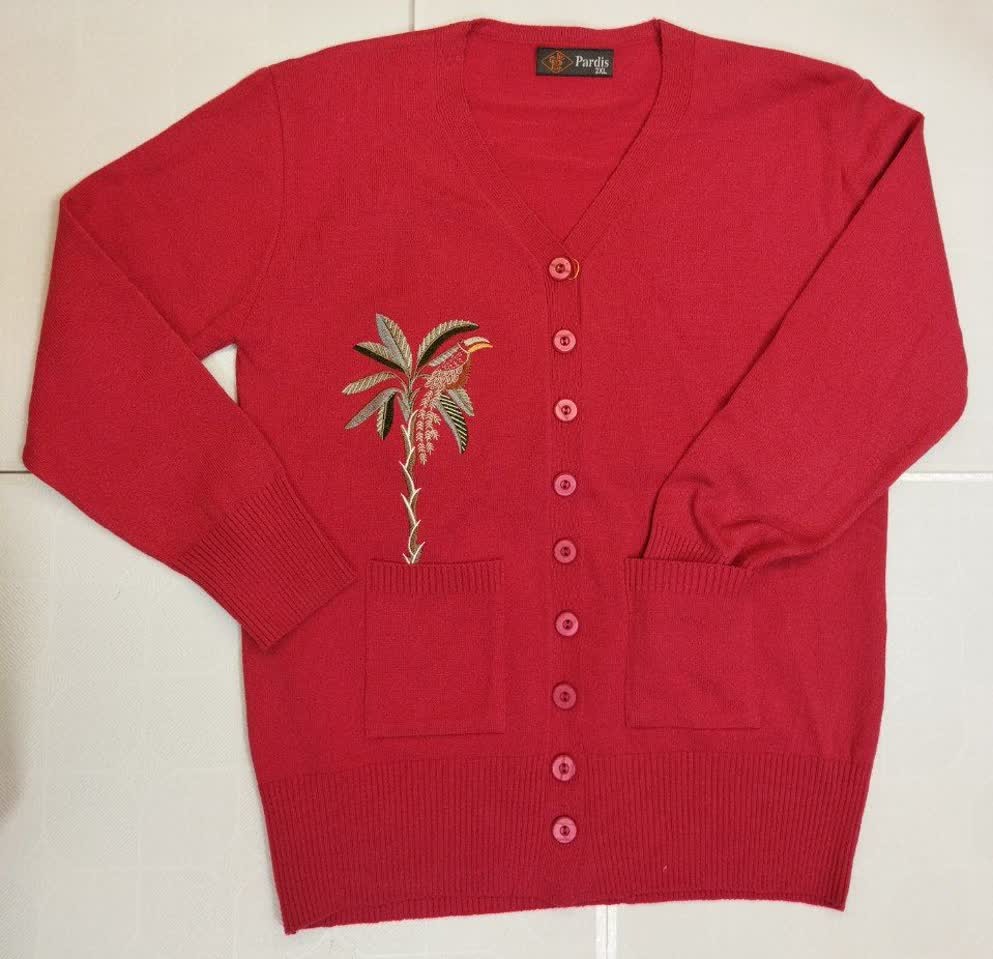 بافت دکمه دار زنانه