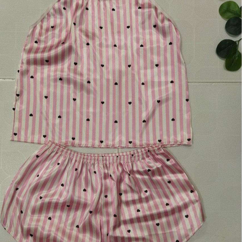 ست لباس خواب ساتن جذاب زنانه