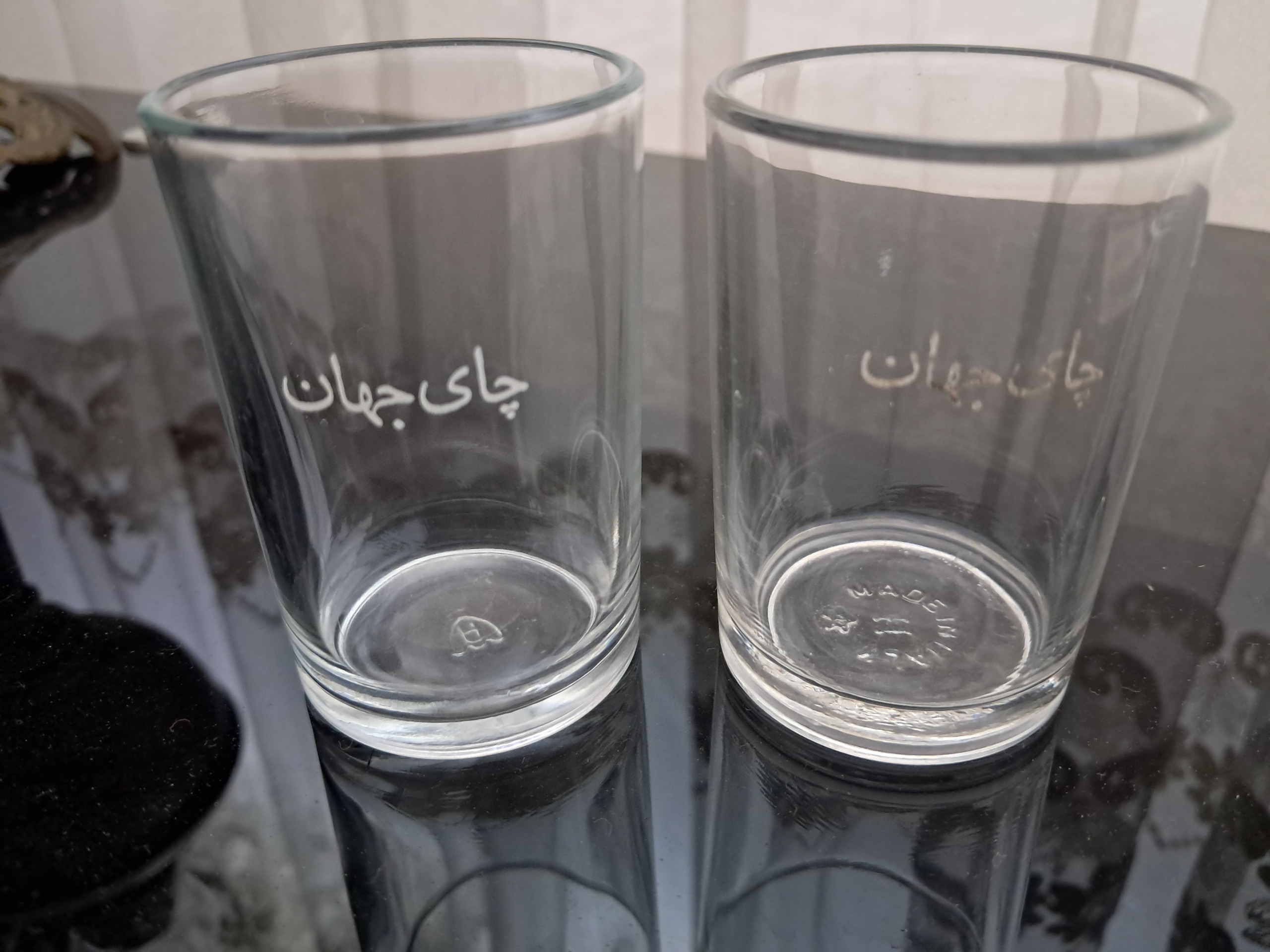 دو استکان انگاره تبلیغی چای جهان نوستالوژی کلکسیون