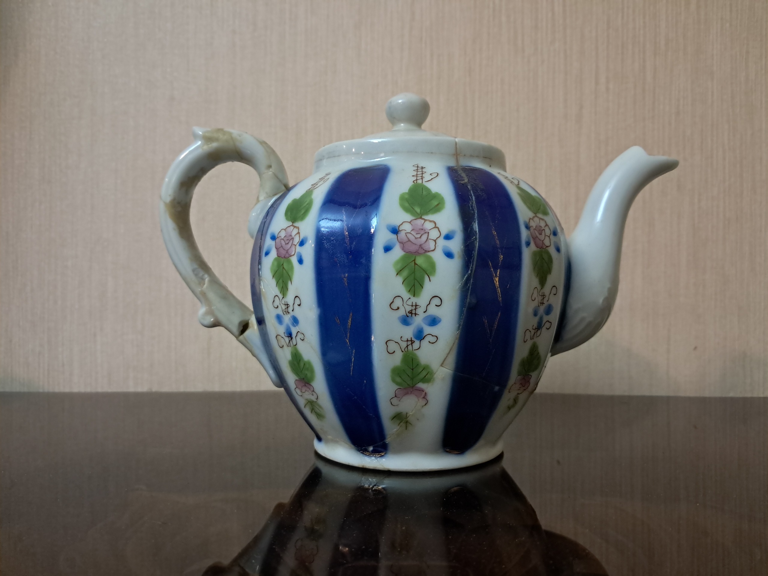 قوری محرماتی کمیاب دکوری - احتمالا شوروی