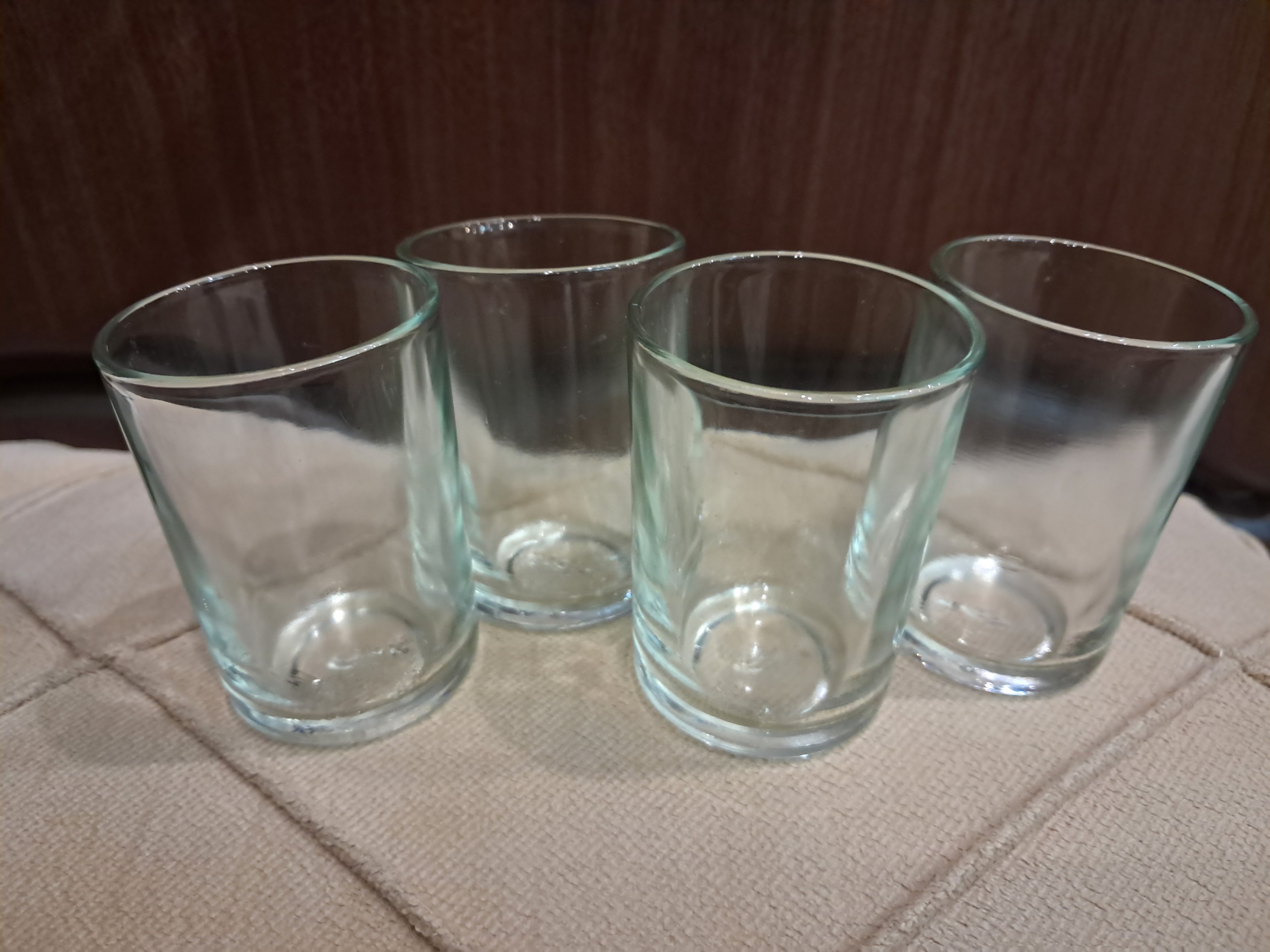 چهار عدد استکان کمیاب ویژه انگاره سایز کوچک